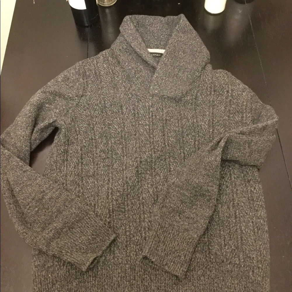 Banana Republic Lambs Wool Sweater - Men’s Medium
